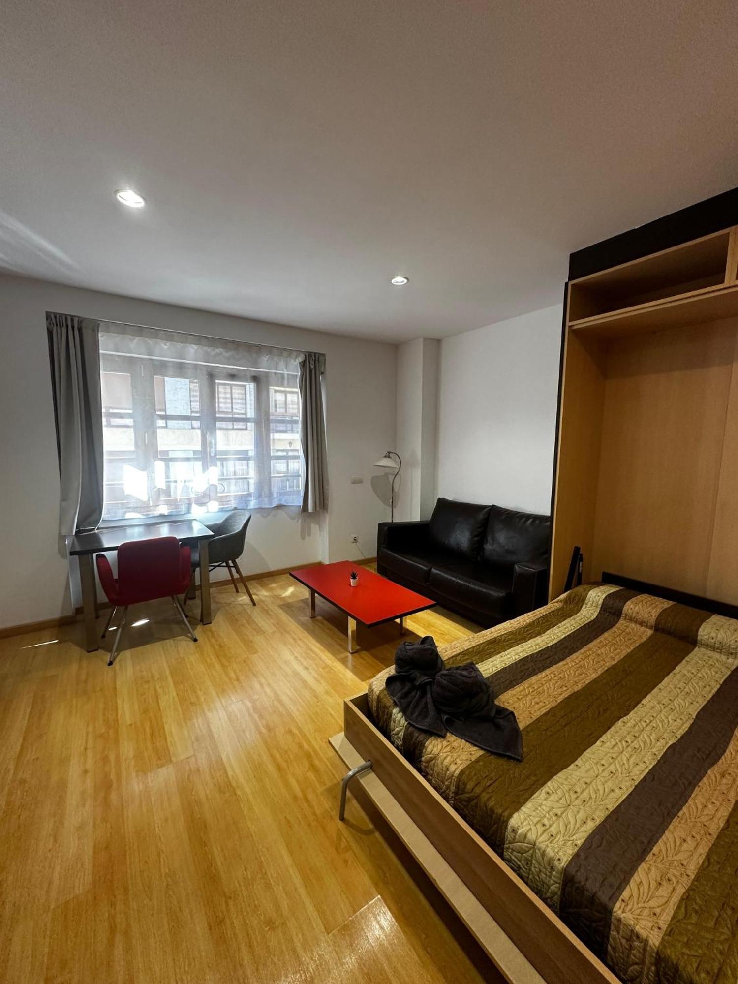 Estudio Centrico B4 Oviedo Zewnętrze zdjęcie